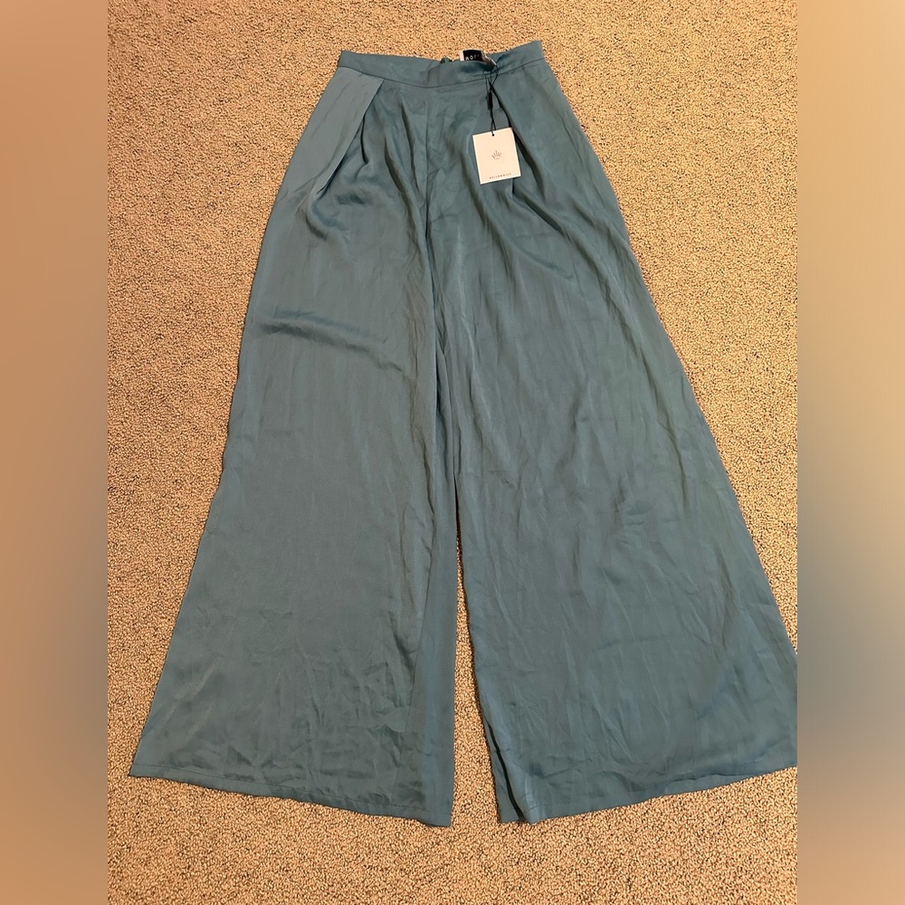 HelloMolly Queen Titania pants Teal NWT